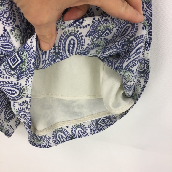 Romeo & Juliet Couture Sexy Paisley Print Romper - Picture 7 of 9